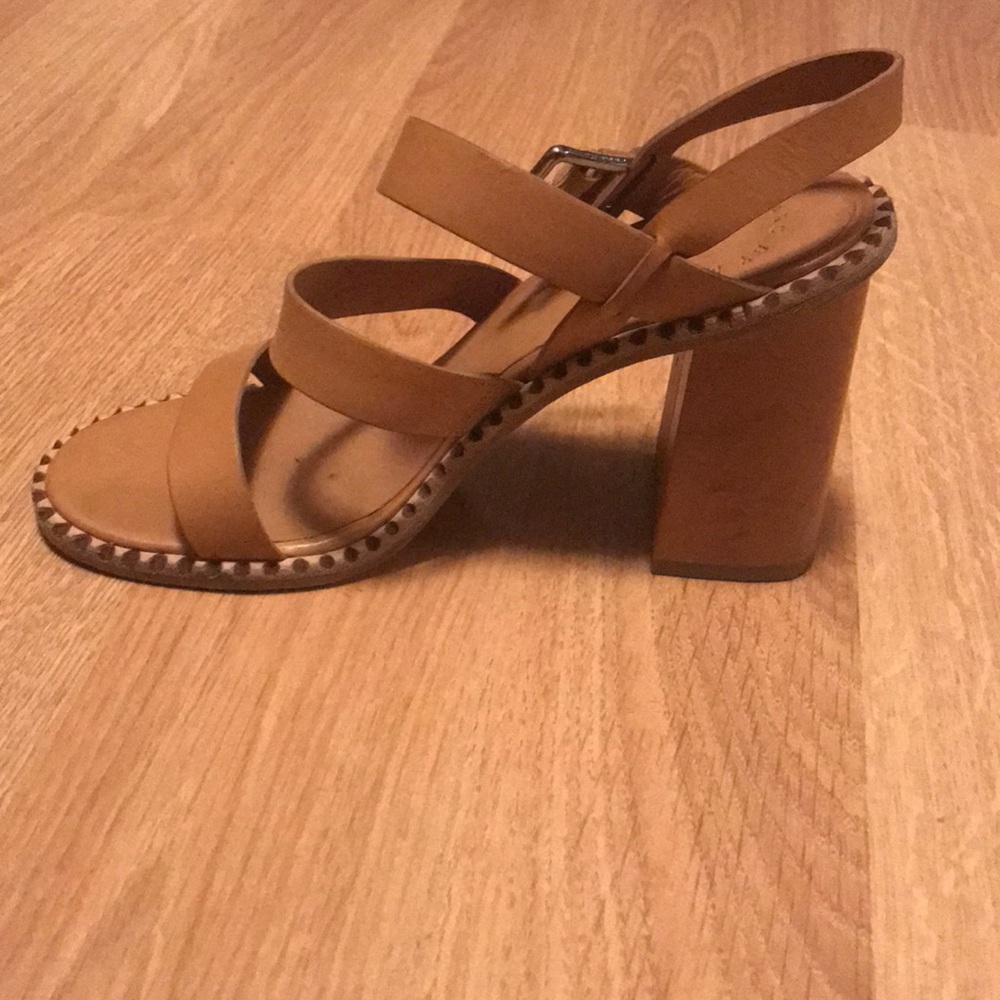 Marc Jacobs Beige Chunky Sandal - Picture 3 of 8
